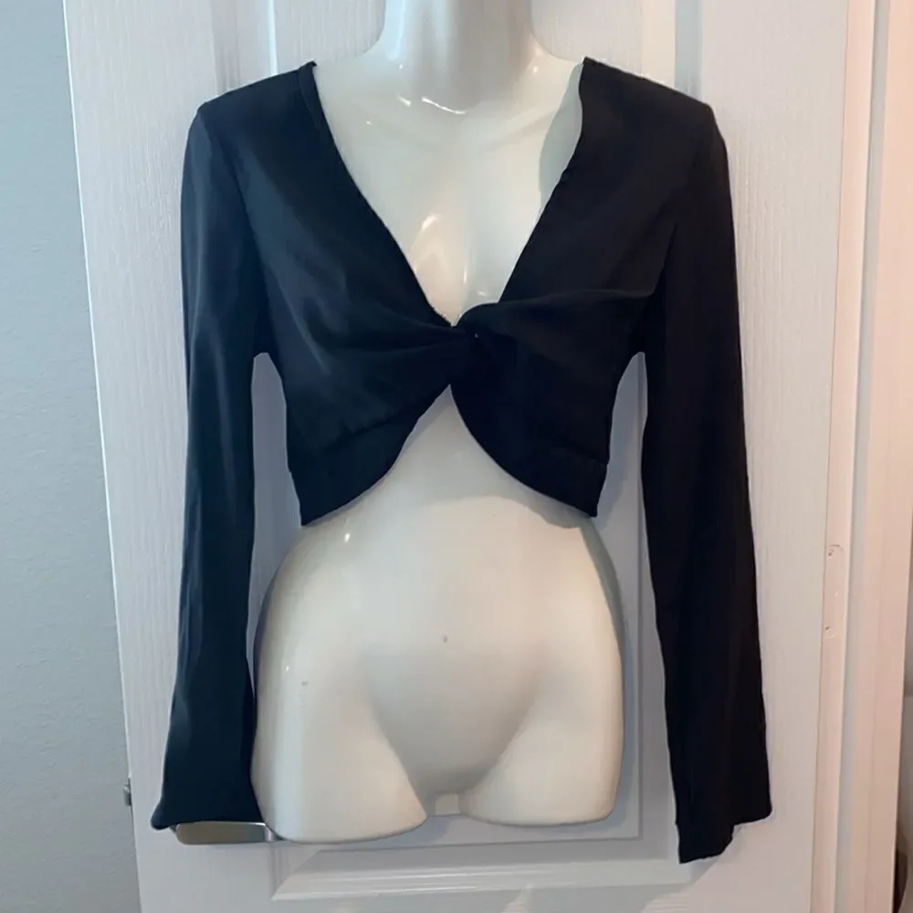 New Divided H&M Crop Top